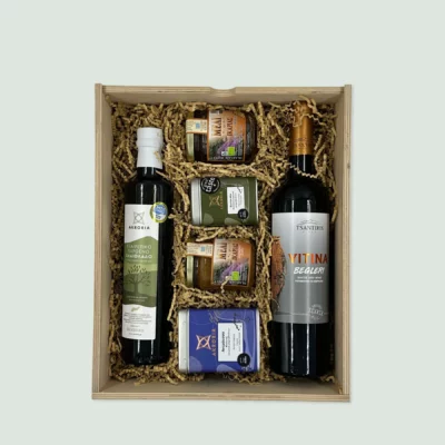 Blue Zone Longevity Gift Box: Icarian Treasures – Organic Gourmet Products from Ikaria Island like honey , herbal tea infusions, cooking mix and organic wine fermented in amphora