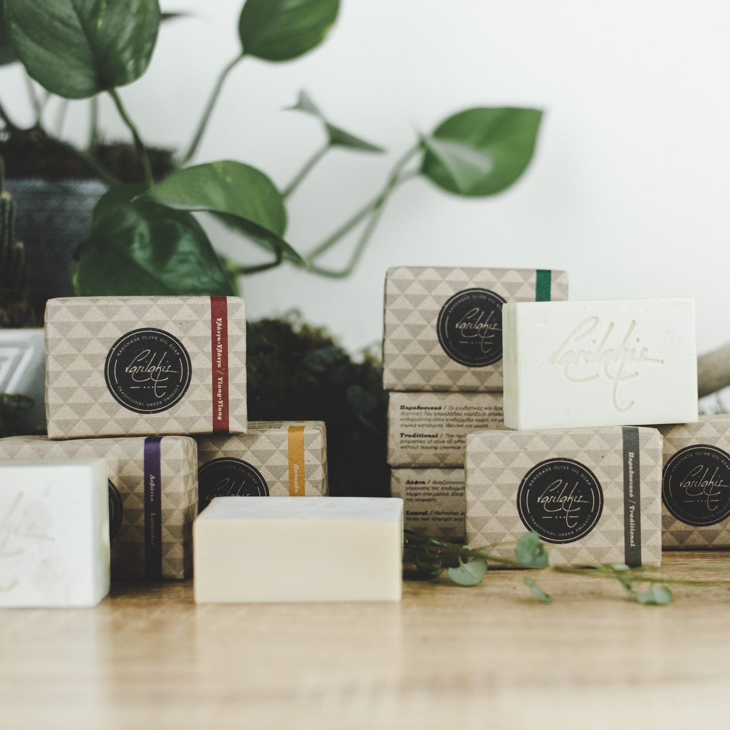 Handmade Pine & Eukalyptus Soap by Vasilakis - Image 3