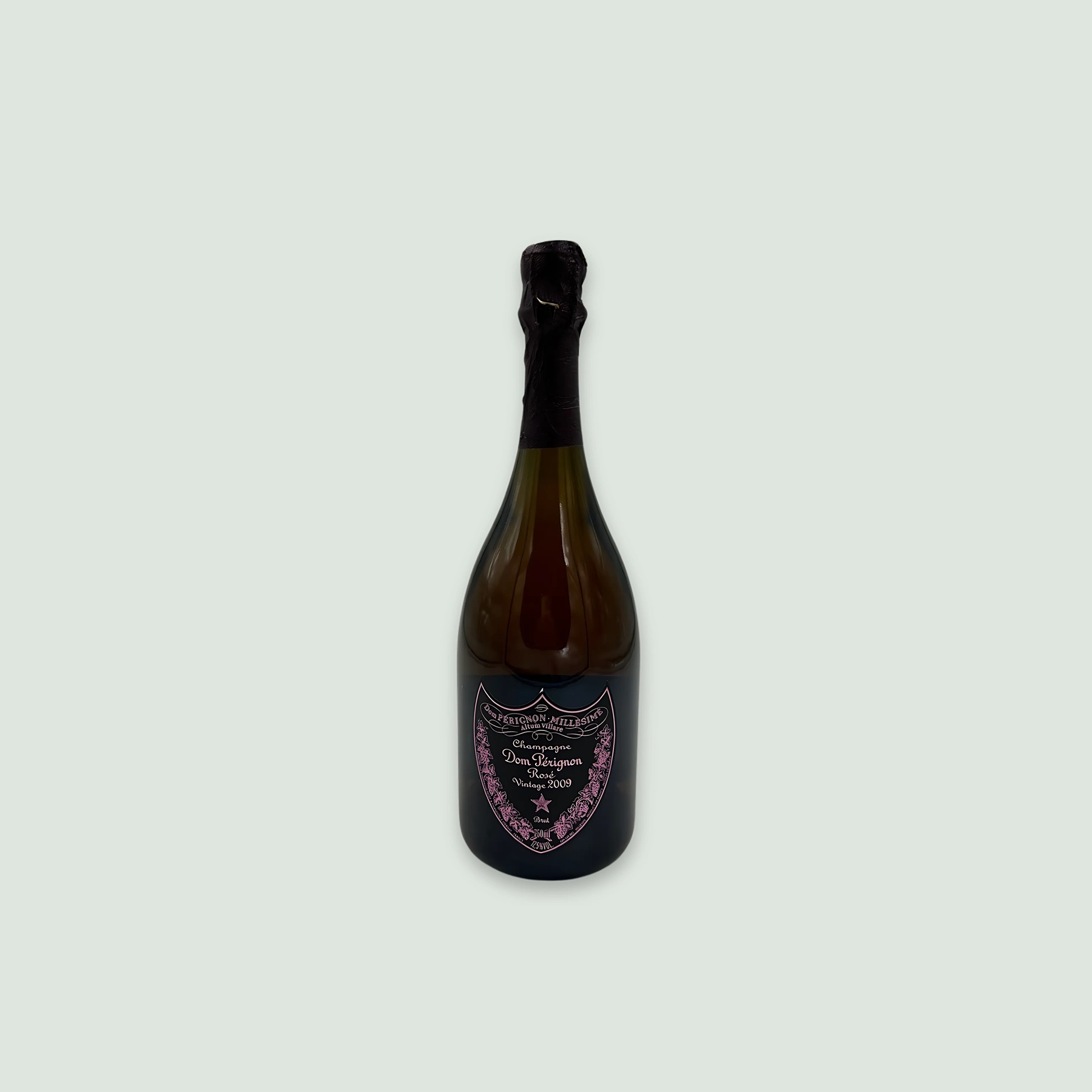 Dom Pérignon Rosé Vintage 2009 bottle front view.