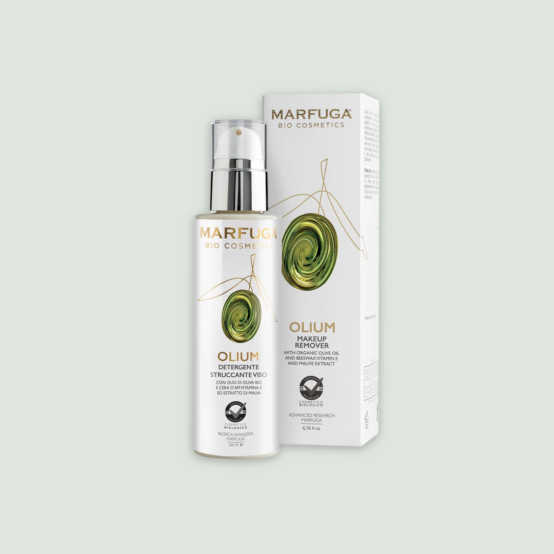 Olium Make-Up Remover bottle next to its packaging, highlighting its natural and organic ingredients.
