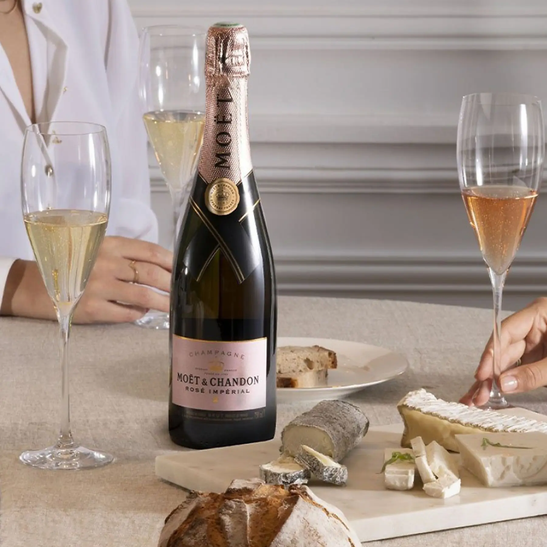 Moët Rosé Impérial Magnum With Cheese