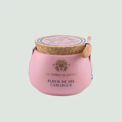 Pink Salt Fleur de Sel from Camargue in ceramic jar with spoon – front view
