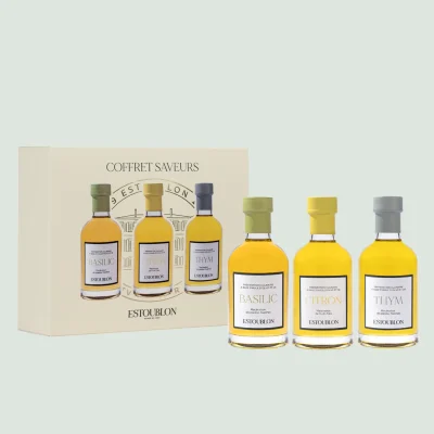 Flavours Box with basil, lemon, and thyme olive oils