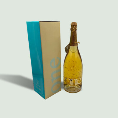 ONE Gold Sparkling White Wine (cava) with Gold Edible Flakes Magnum 150cl