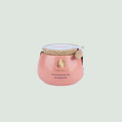 Spanish Salt Flakes – Elegant Pyramid Crystals by Les Terres Blanches