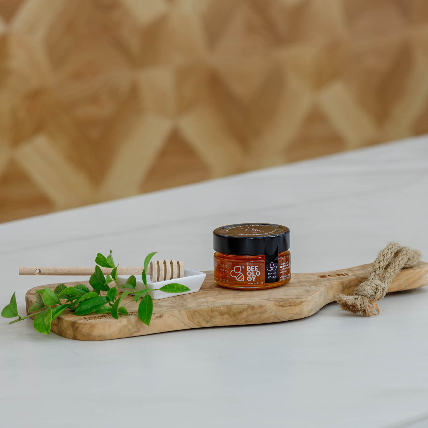 Beeology Cyprus Thyme Honey 190gr - Image 2